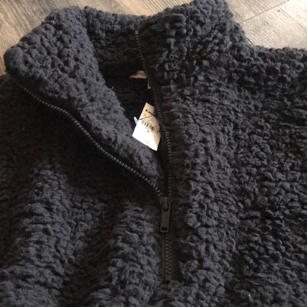 NWT Express top - Picture 4 of 5